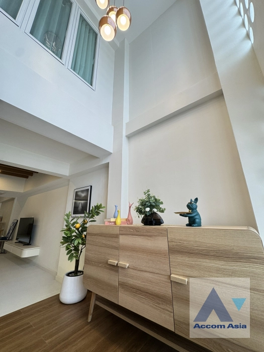 10  2 br Townhouse For Sale in Sukhumvit ,Bangkok BTS Phra khanong at Moo Baan Klongtan Nivet AA36604