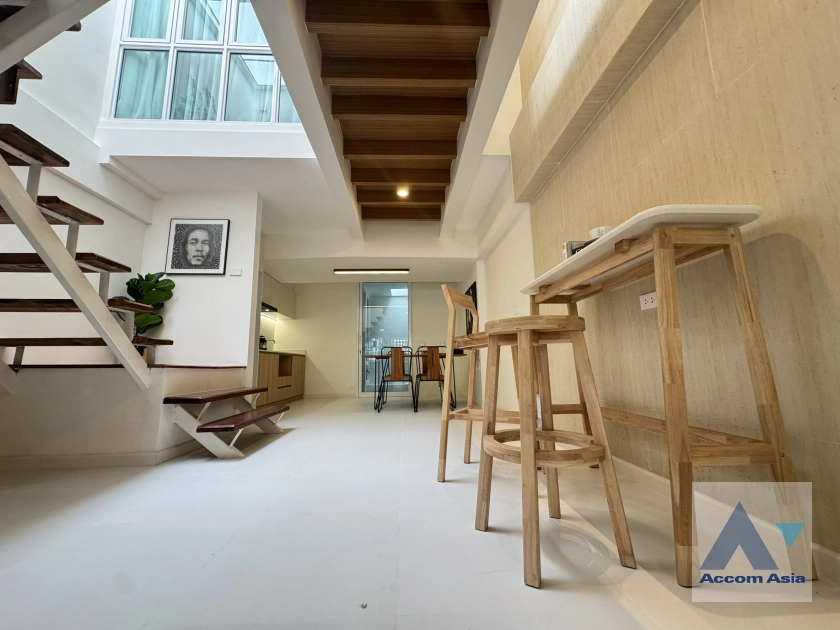 14  2 br Townhouse For Sale in Sukhumvit ,Bangkok BTS Phra khanong at Moo Baan Klongtan Nivet AA36604