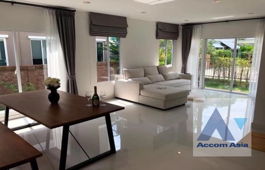  Passorn Prestige House  3 Bedroom for Sale & Rent ARL Hua Mak in Pattanakarn Bangkok