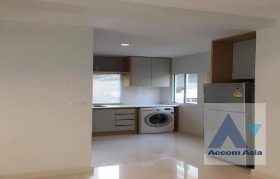 7  3 br House for rent and sale in Pattanakarn ,Bangkok ARL Hua Mak at Passorn Prestige AA36615