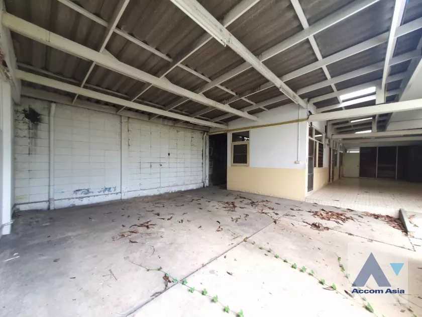 37  2 br House for rent and sale in Pattanakarn ,Bangkok ARL Ramkhamhaeng AA36622