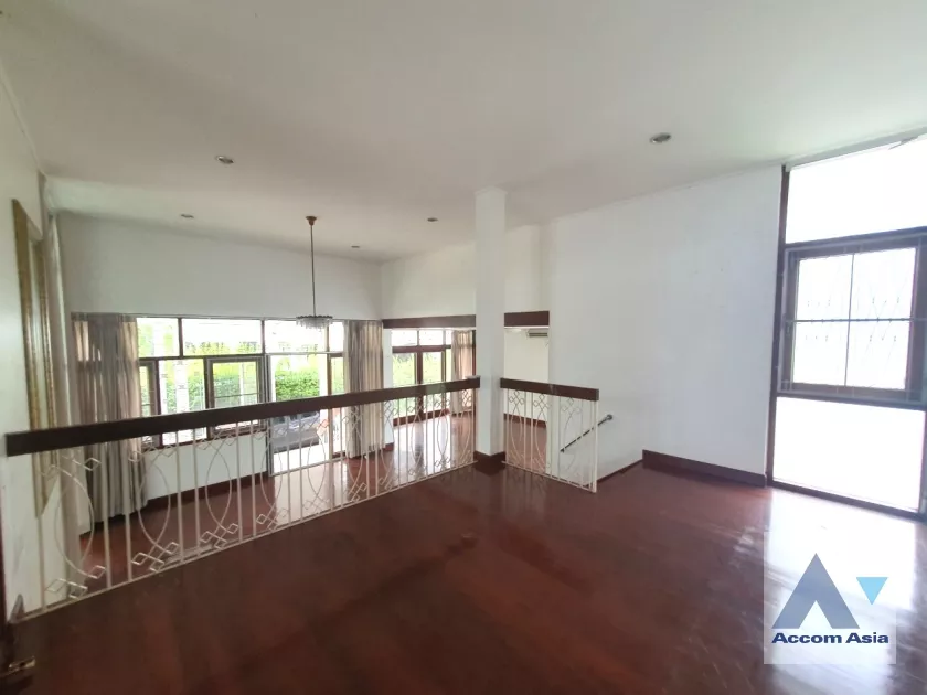 19  2 br House for rent and sale in Pattanakarn ,Bangkok ARL Ramkhamhaeng AA36622