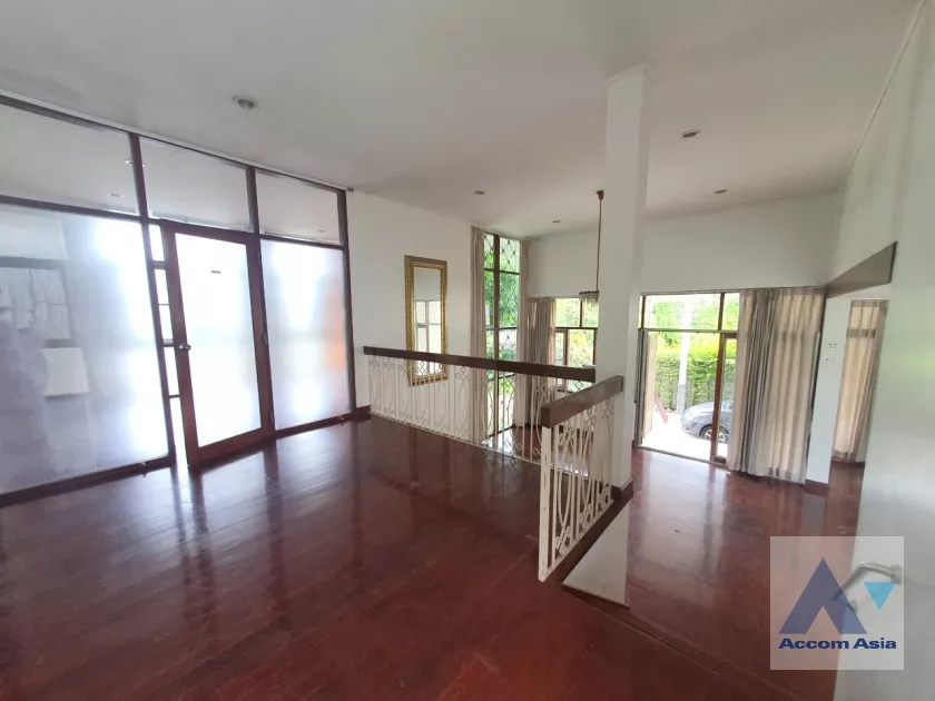 18  2 br House for rent and sale in Pattanakarn ,Bangkok ARL Ramkhamhaeng AA36622