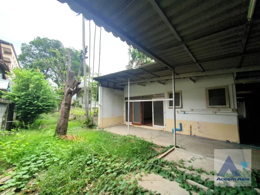 15  2 br House for rent and sale in Pattanakarn ,Bangkok ARL Ramkhamhaeng AA36622