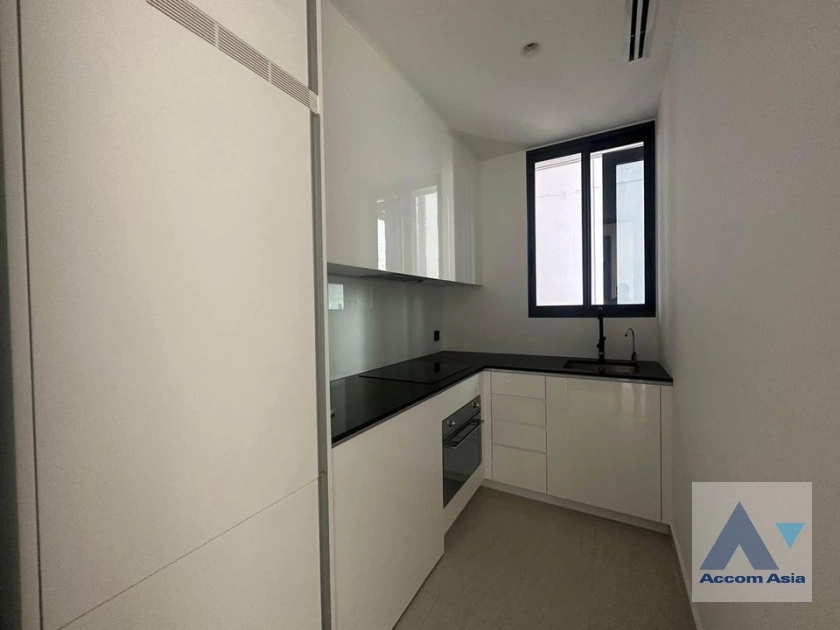 4  2 br Condominium For Sale in Sathorn ,Bangkok BTS Chong Nonsi at Tait 12 AA36626