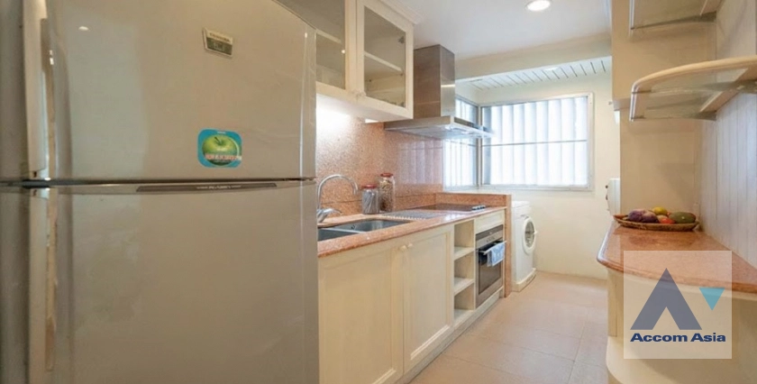 unitPet friendly |  2 Bedrooms  Apartment For Rent & Sale in Silom, Bangkok  near BTS Chong Nonsi (AA36628)