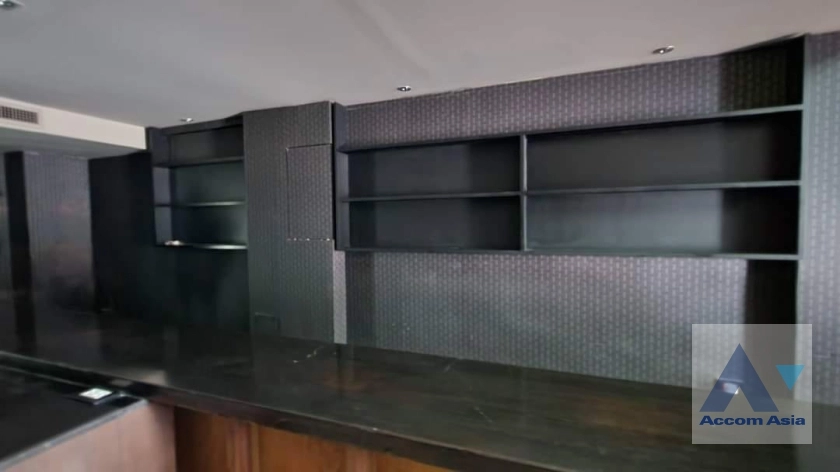 6  Shophouse For Rent in Sukhumvit ,Bangkok BTS Thong Lo AA36634