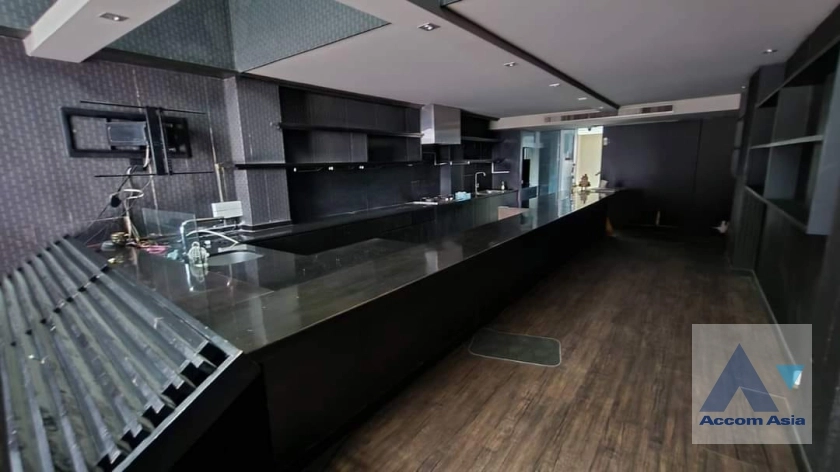 4  Shophouse For Rent in Sukhumvit ,Bangkok BTS Thong Lo AA36634