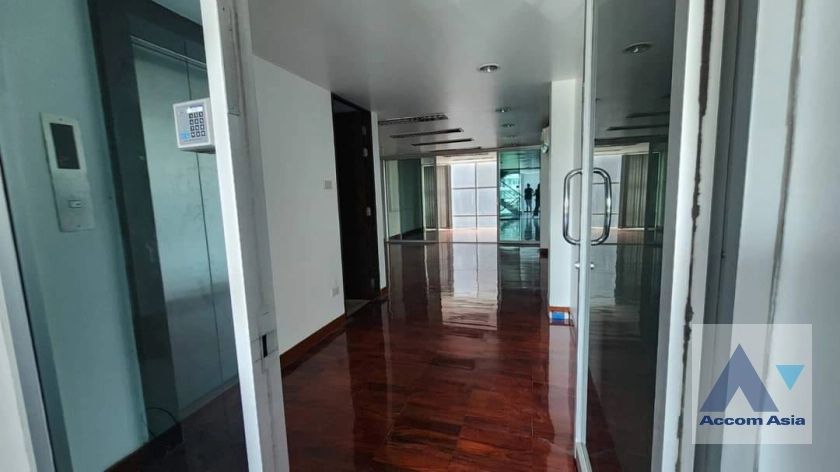  1  Shophouse For Rent in Sukhumvit ,Bangkok BTS Thong Lo AA36634