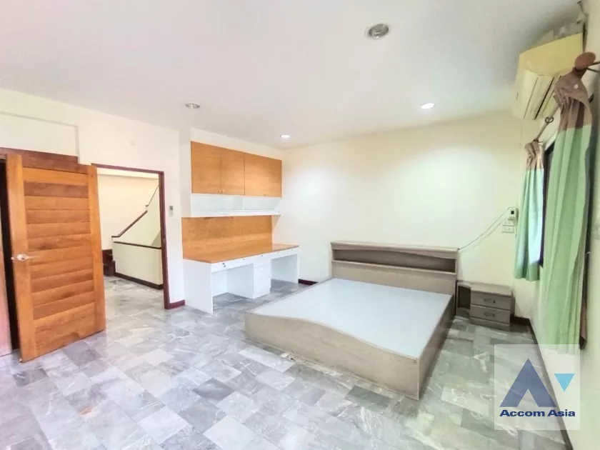 23  4 br Townhouse for rent and sale in Rama 3 ,Bangkok  AA36635