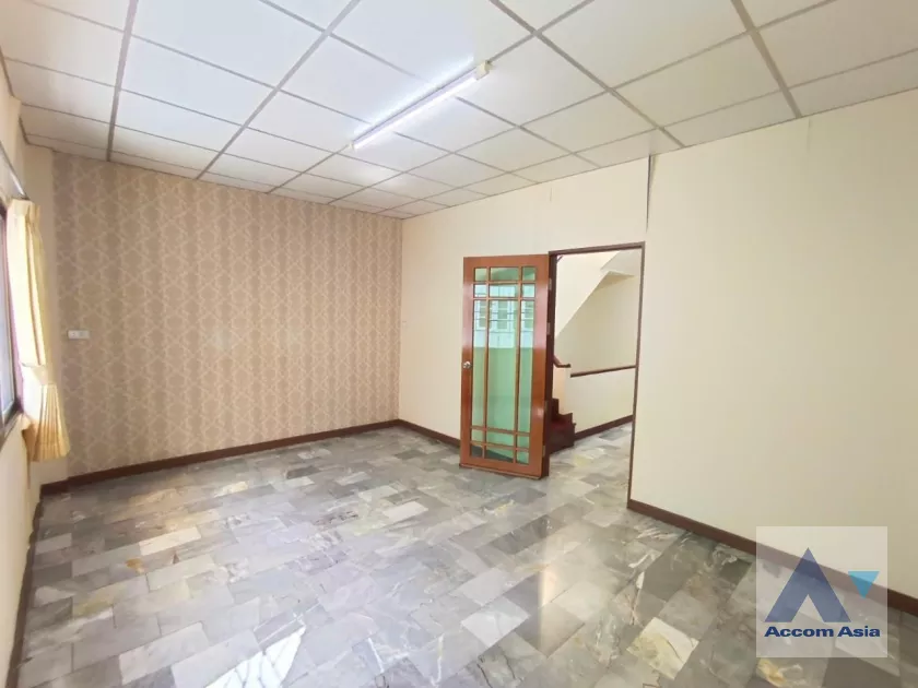 25  4 br Townhouse for rent and sale in Rama 3 ,Bangkok  AA36635