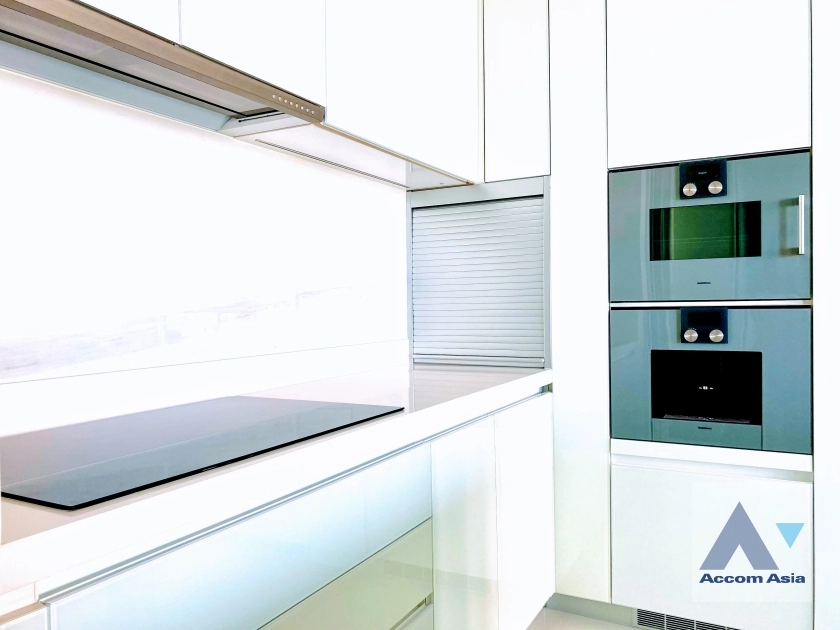 10  2 br Condominium for rent and sale in Sukhumvit ,Bangkok BTS Phrom Phong at Vittorio Sukhumvit 39 AA36636