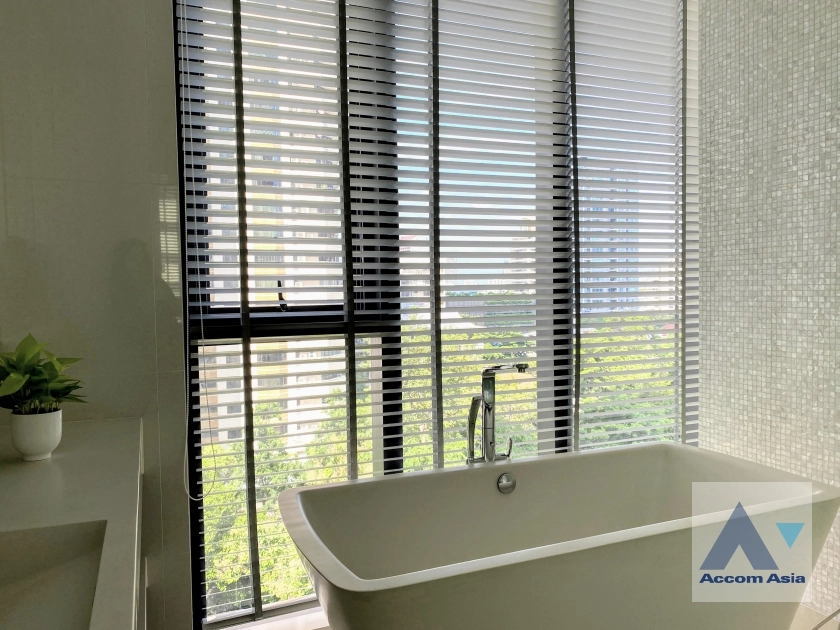 15  2 br Condominium for rent and sale in Sukhumvit ,Bangkok BTS Phrom Phong at Vittorio Sukhumvit 39 AA36636