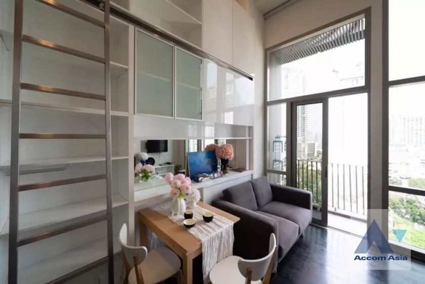 Duplex Condo, Pet friendly | Ideo Morph Condominium