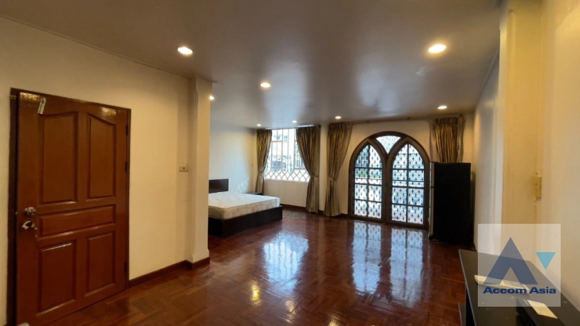 5  4 br House for rent and sale in Sukhumvit ,Bangkok BTS Ekkamai at Ekkamai Villas AA36656