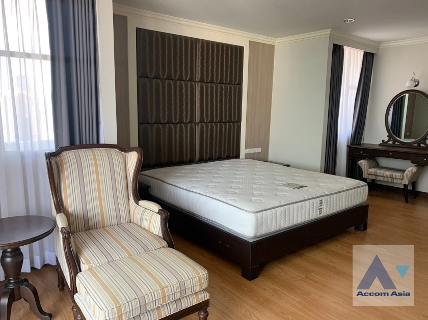 7  3 br Condominium for rent and sale in Sukhumvit ,Bangkok BTS Nana at Newton Tower AA36660