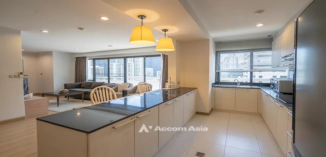  1  2 br Apartment For Rent in Sukhumvit ,Bangkok BTS Asok - MRT Sukhumvit at Spacious Room 15089