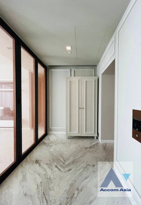 9  2 br Condominium For Sale in Sukhumvit ,Bangkok BTS Thong Lo at The Monument Thong Lo AA36676