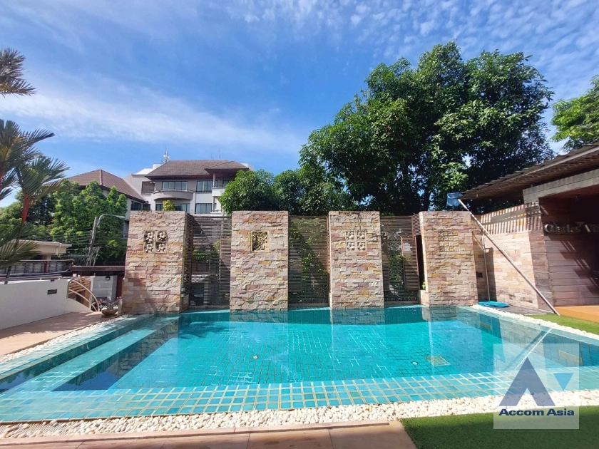 5  3 br House For Rent in Sathorn ,Bangkok MRT Khlong Toei 55091