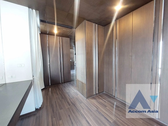 34  3 br House For Rent in Sathorn ,Bangkok MRT Khlong Toei 55091