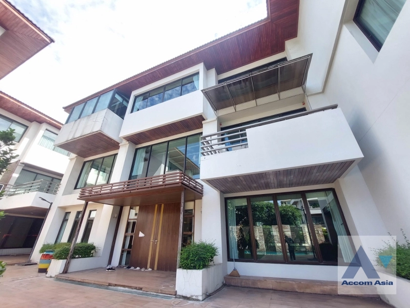 4  3 br House For Rent in Sathorn ,Bangkok MRT Khlong Toei 55091