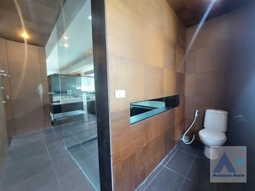 22  3 br House For Rent in Sathorn ,Bangkok MRT Khlong Toei 55091