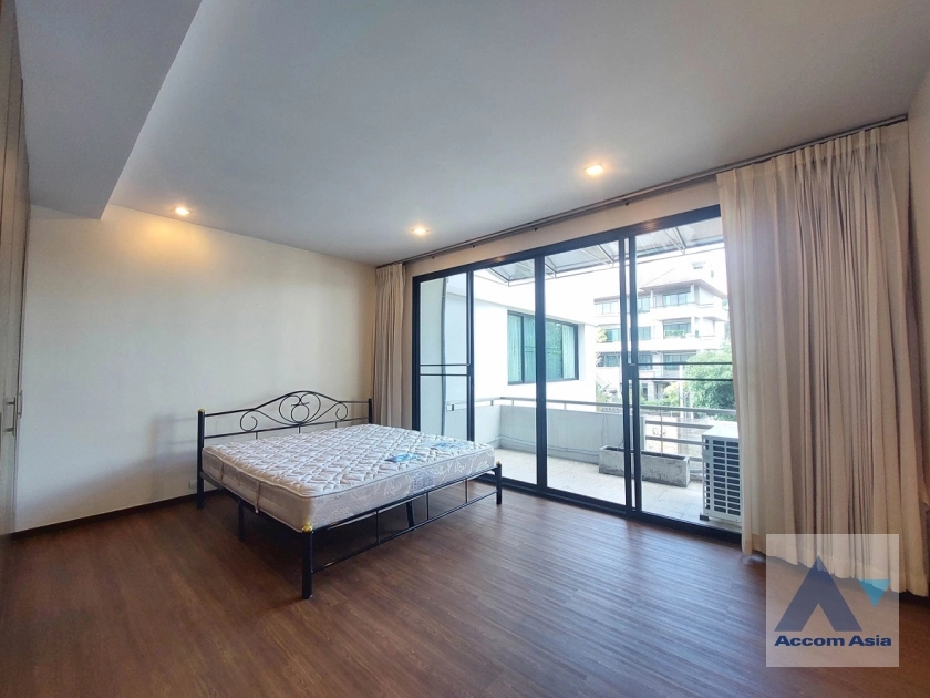 25  3 br House For Rent in Sathorn ,Bangkok MRT Khlong Toei 55091