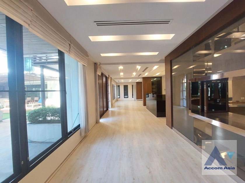 11  3 br House For Rent in Sathorn ,Bangkok MRT Khlong Toei 55091