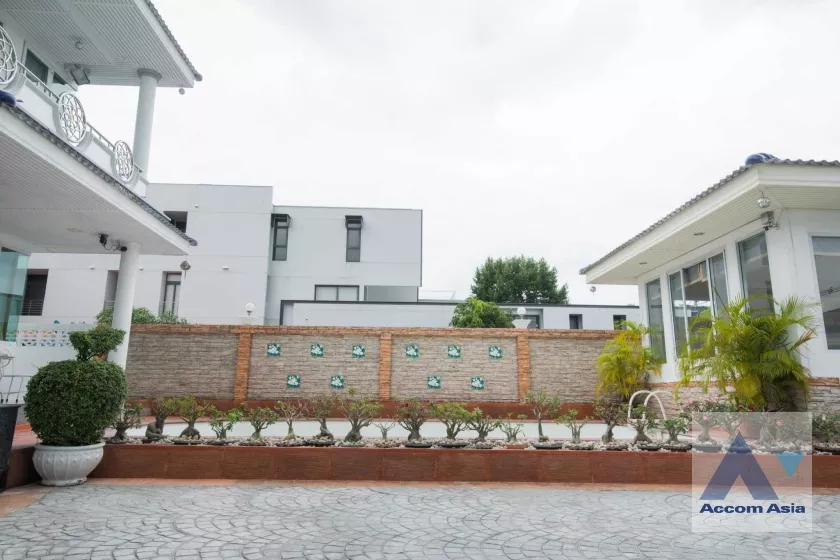 13  5 br House For Sale in Lat Phrao ,Bangkok BTS Asok AA36694