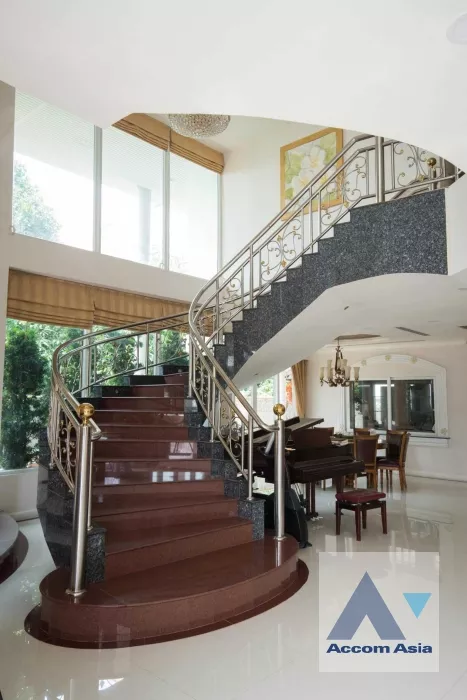 7  5 br House For Sale in Lat Phrao ,Bangkok BTS Asok AA36694