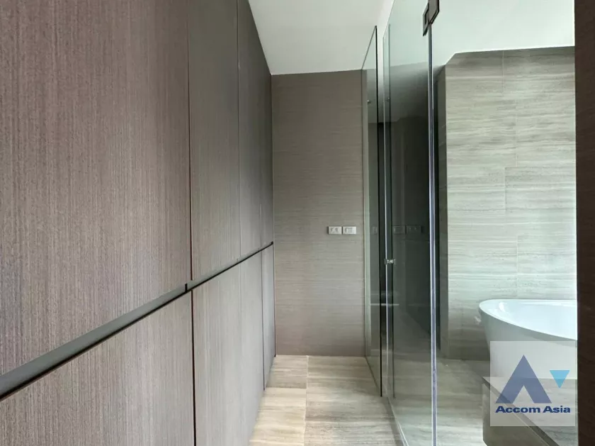 11  2 br Condominium for rent and sale in Silom ,Bangkok BTS Surasak at The Diplomat Sathorn AA36696