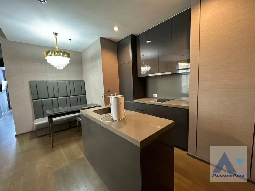 4  2 br Condominium For Rent in Silom ,Bangkok BTS Surasak at The Diplomat Sathorn AA36696