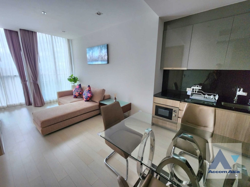  1  2 br Condominium For Rent in Ploenchit ,Bangkok BTS Ploenchit at Noble Ploenchit AA36698
