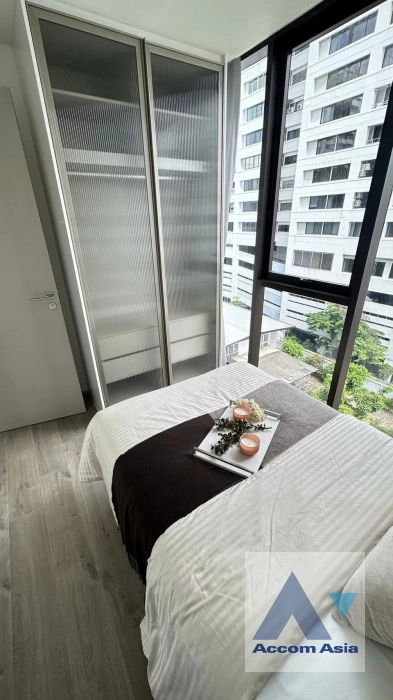 unit 2 Bedrooms  Condominium For Rent in Sukhumvit, Bangkok  near BTS Asok (AA36699)