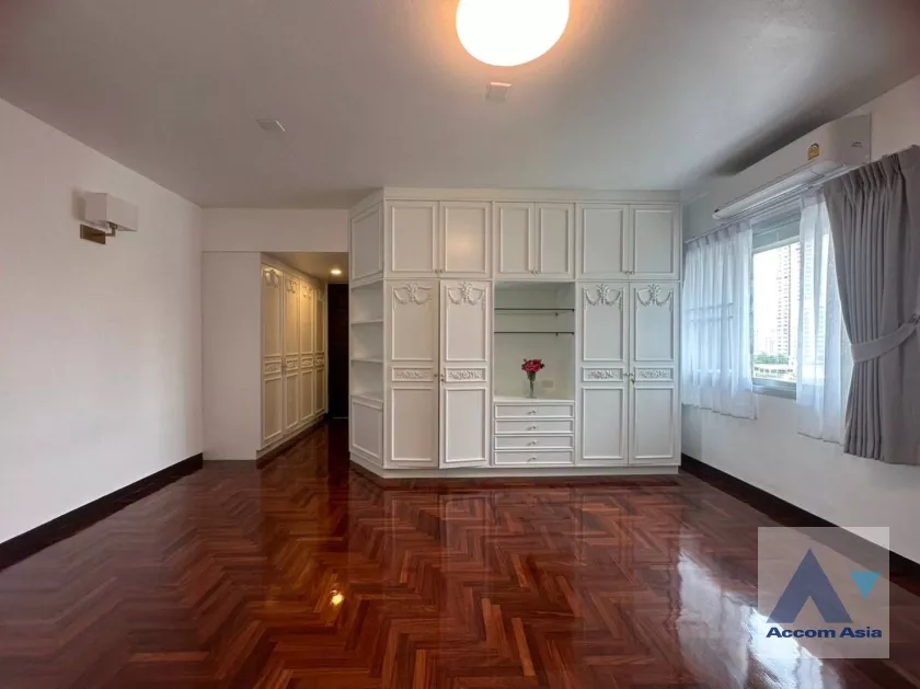 16  3 br Apartment For Rent in Sukhumvit ,Bangkok BTS Phrom Phong at The comfortable low rise residence AA36711