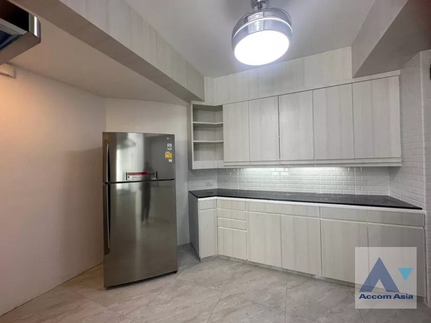 10  3 br Apartment For Rent in Sukhumvit ,Bangkok BTS Phrom Phong at The comfortable low rise residence AA36711