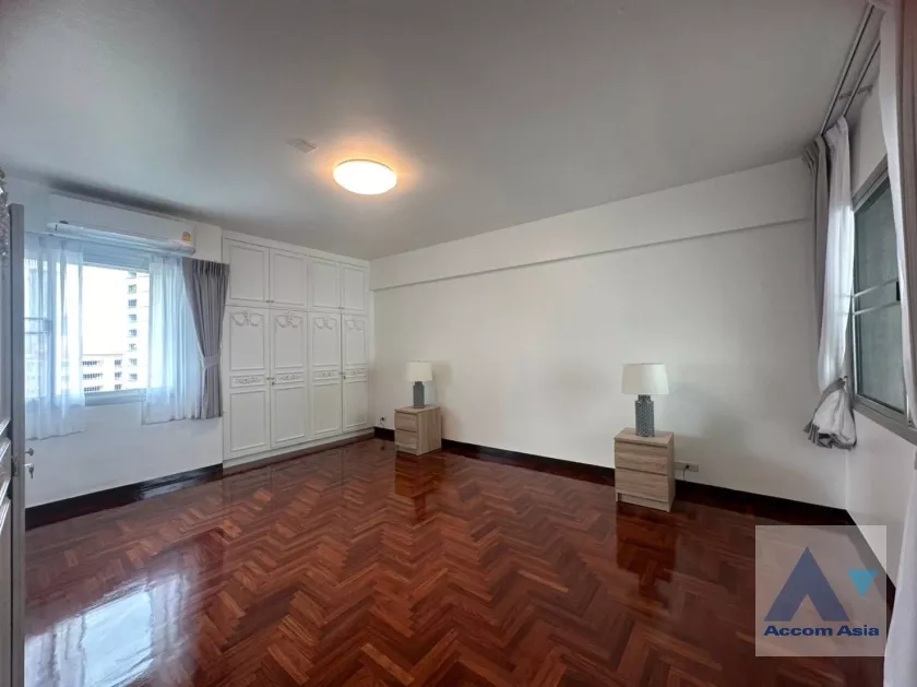 17  3 br Apartment For Rent in Sukhumvit ,Bangkok BTS Phrom Phong at The comfortable low rise residence AA36711