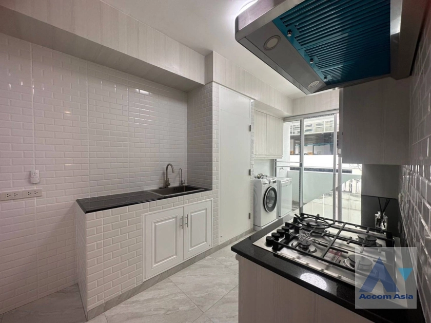 9  3 br Apartment For Rent in Sukhumvit ,Bangkok BTS Phrom Phong at The comfortable low rise residence AA36711