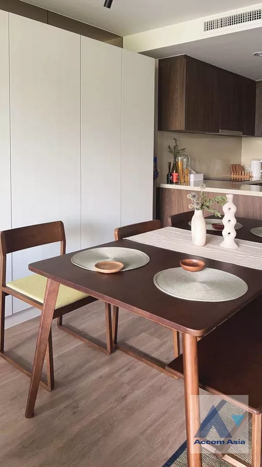  1  1 br Condominium For Sale in Ploenchit ,Bangkok BTS Ploenchit at Noble Above Wireless Ruamrudee AA36724