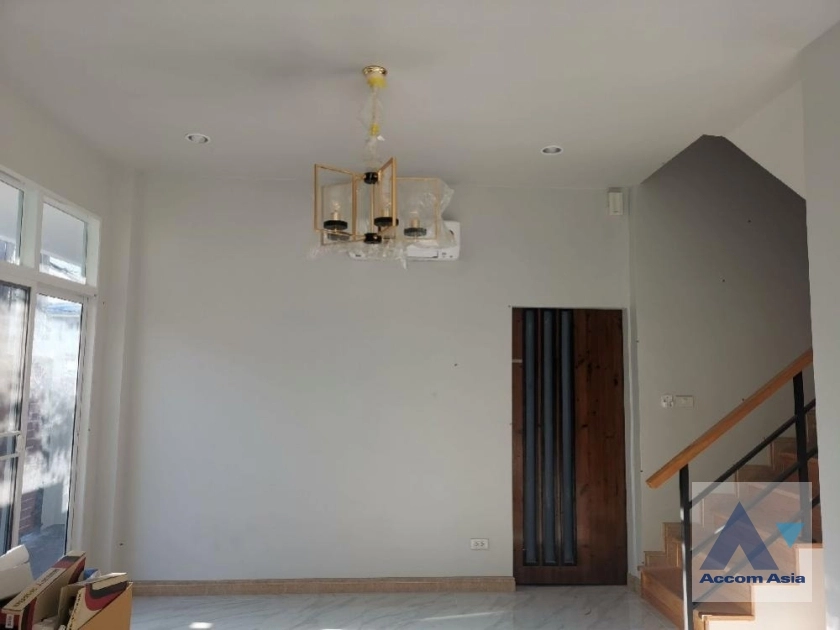  1  6 br House For Rent in Phaholyothin ,Bangkok  AA36741