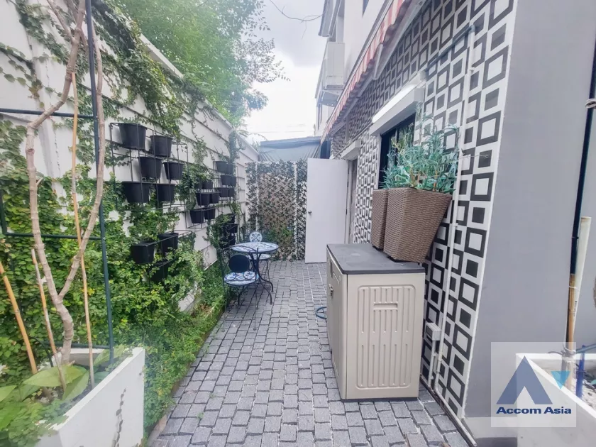 5  3 br Townhouse For Rent in Ratchadaphisek ,Bangkok MRT Sutthisan at The Connect UP 3 AA36747