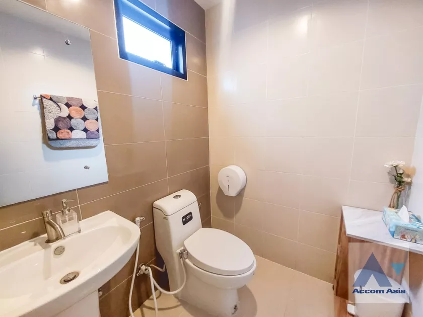 16  3 br Townhouse For Rent in Ratchadaphisek ,Bangkok MRT Sutthisan at The Connect UP 3 AA36747