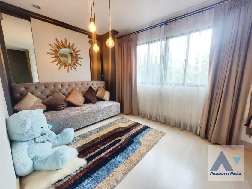 19  3 br Townhouse For Rent in Ratchadapisek ,Bangkok MRT Sutthisan at The Connect UP 3 AA36747