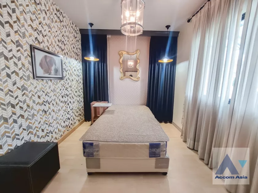 32  3 br Townhouse For Rent in Ratchadaphisek ,Bangkok MRT Sutthisan at The Connect UP 3 AA36747