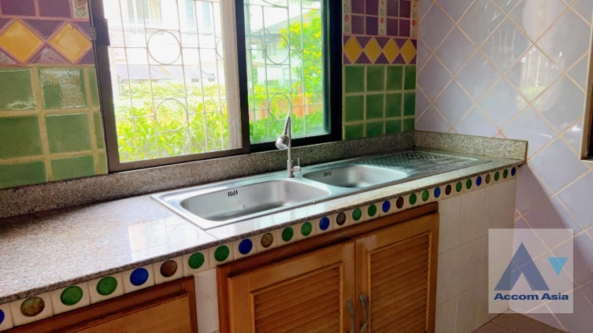 10  4 br House for rent and sale in Sukhumvit ,Bangkok BTS Bang Chak AA36754