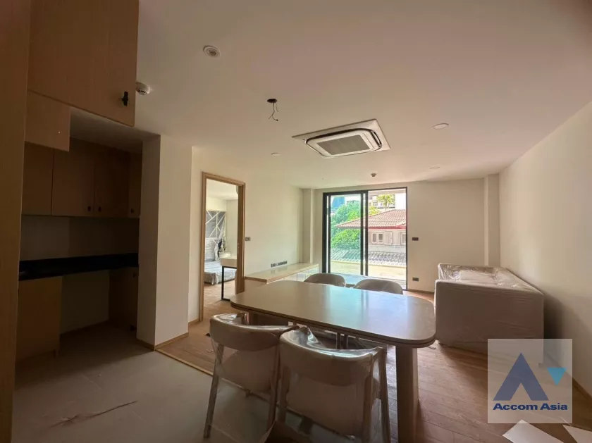 unit 3 Bedrooms  Apartment For Rent in Sukhumvit, Bangkok  near BTS Phrom Phong (AA36760)