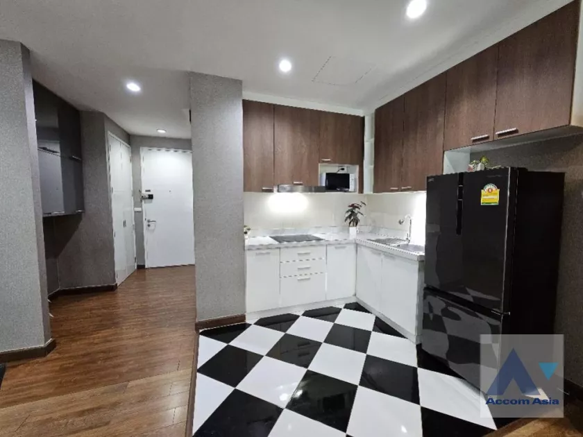 unit 2 Bedrooms  Condominium For Rent in Sukhumvit, Bangkok  near BTS Punnawithi (AA36763)