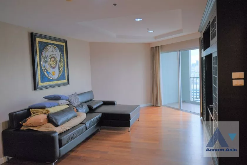  2 Bedrooms  Condominium For Rent in Ratchadapisek, Bangkok  near MRT Rama 9 (AA36766)