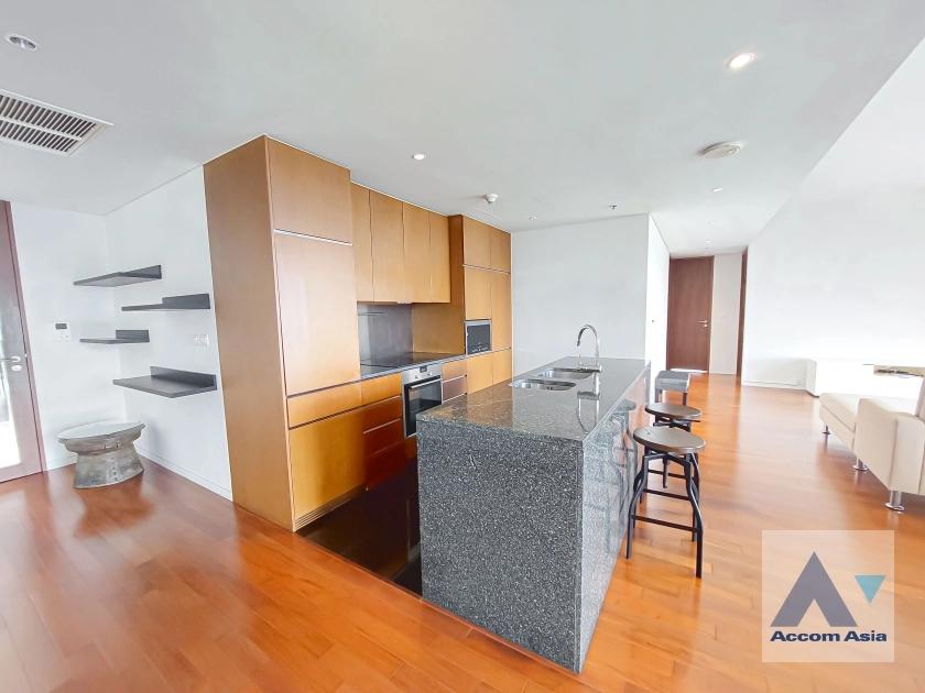 8  2 br Condominium for rent and sale in Ploenchit ,Bangkok BTS Ratchadamri at Hansar Residence AA36771