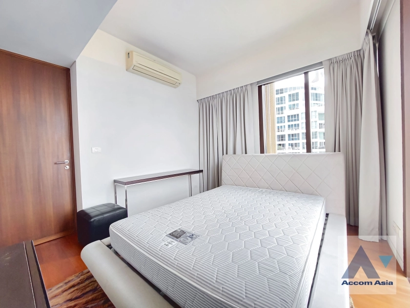 18  2 br Condominium For Rent in Ploenchit ,Bangkok BTS Ratchadamri at Hansar Residence AA36771